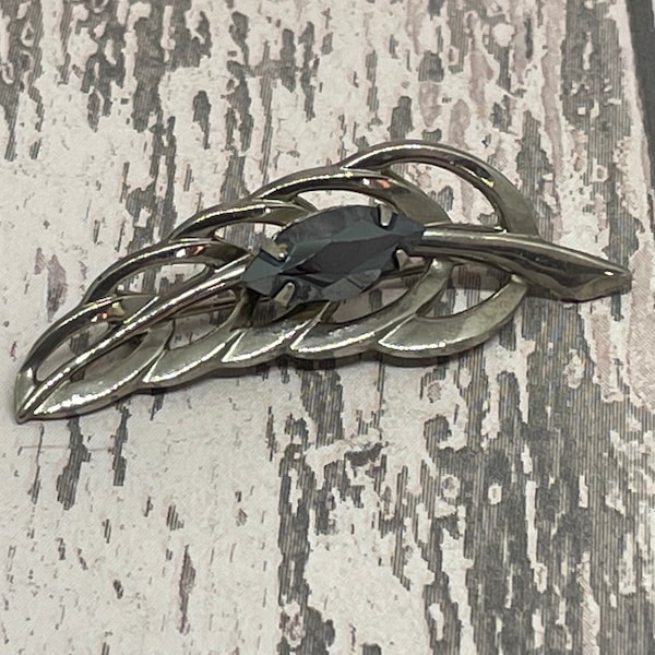 Haematite set leaf brooch - vintage costume jewellery for women