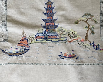 Pagoda motif cross stitch tablecloth in beige - Vintage table linens