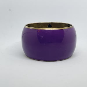 Extra wide purple enamel and brass bangle - Vintage costume jewellery