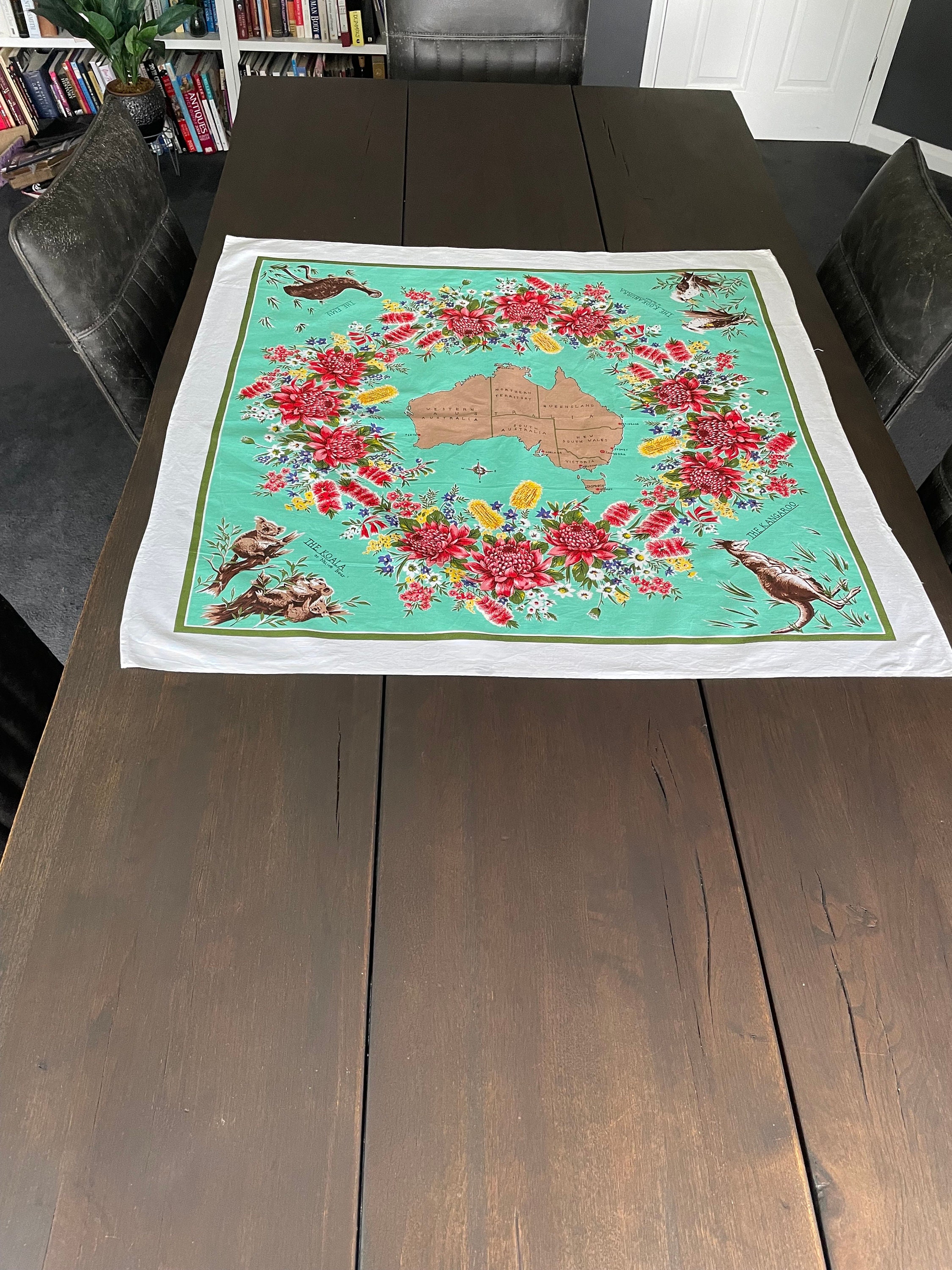 ヴィンテージ オーストラリア プリント テーブルクロス：コアラ