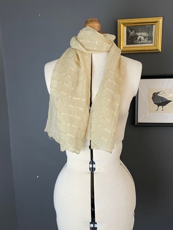 Beige and gold rectangular stripe pattern scarf - image 8