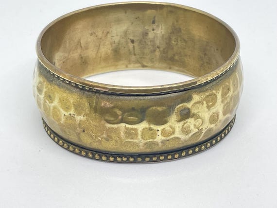 Midi brass bangle with hammered pattern - costume… - image 8