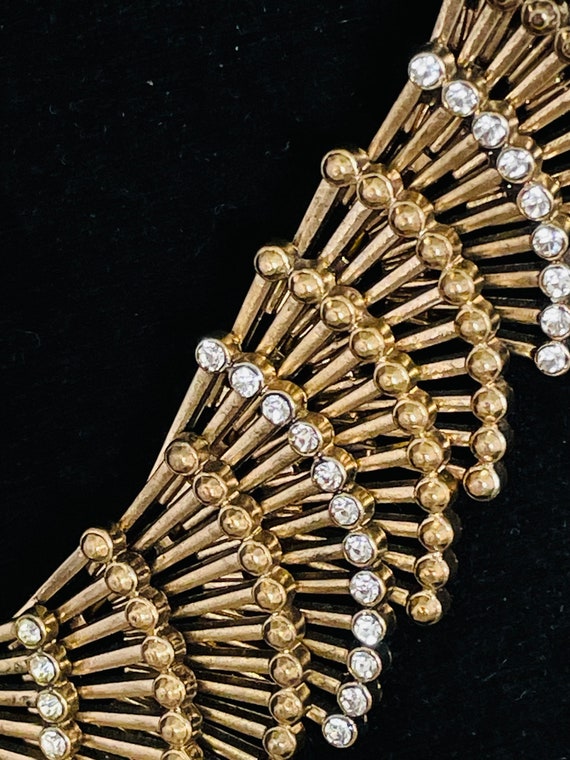 Golden rhinestone fan necklace - Vintage gold ton… - image 3