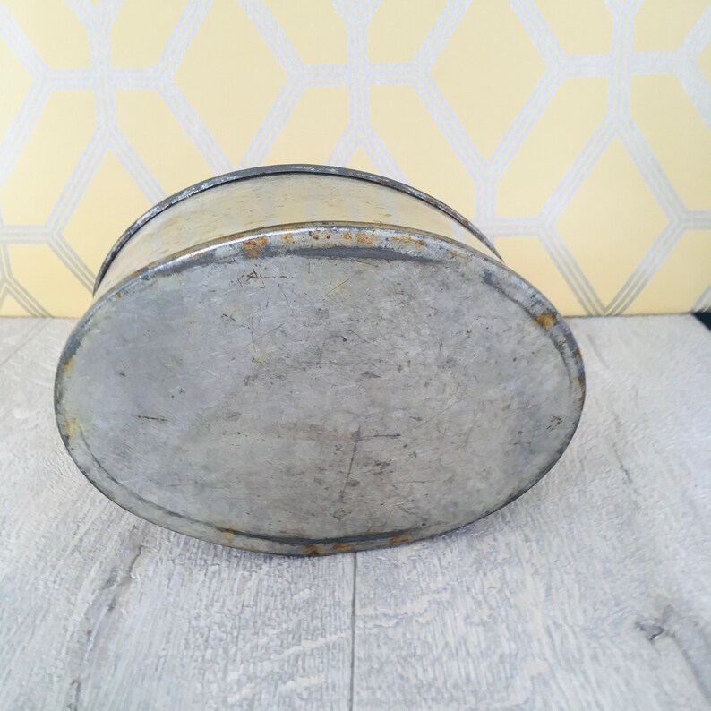 Small Oval Cake Tin 15 Cm Tin for Wedding Cake Christening Etsy UK