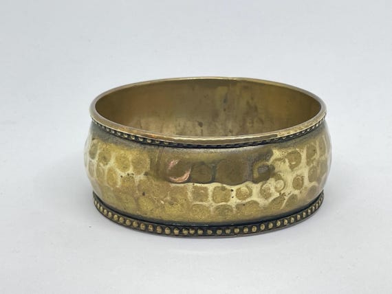 Midi brass bangle with hammered pattern - costume… - image 6