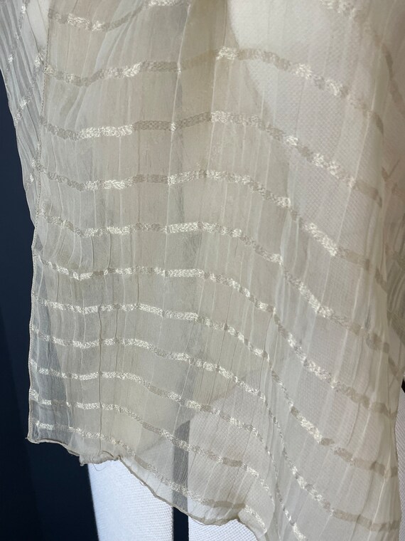 Beige and gold rectangular stripe pattern scarf - image 3