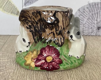 陶器 花器 兎文様 伝統工芸 ヴィンテージ アンティーク ヴィンテージのウサギと木の幹の陶器の花瓶 - Etsy 日本