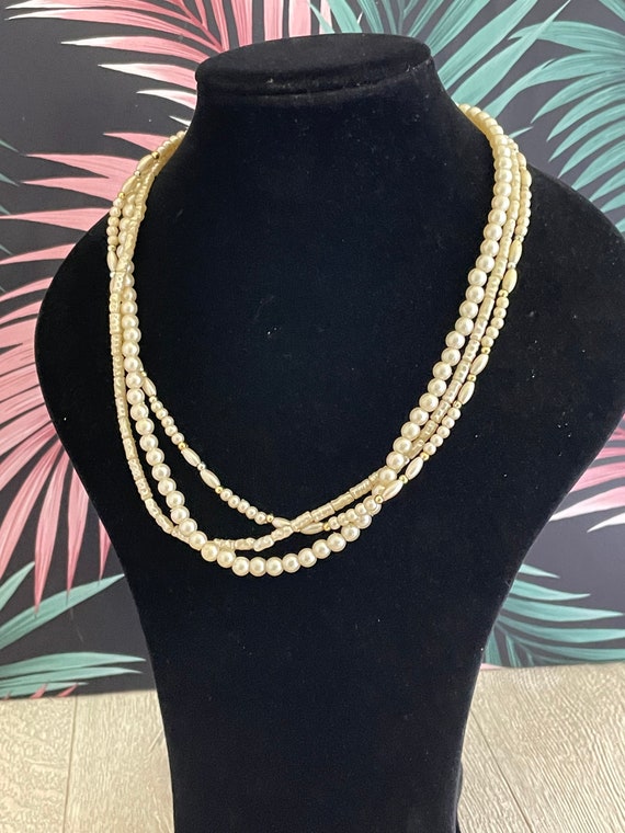 Multi strand faux pearl necklace - Vintage beaded… - image 7