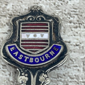 Eastbourne silver plated souvenir spoon teaspoon with coat of arms handle