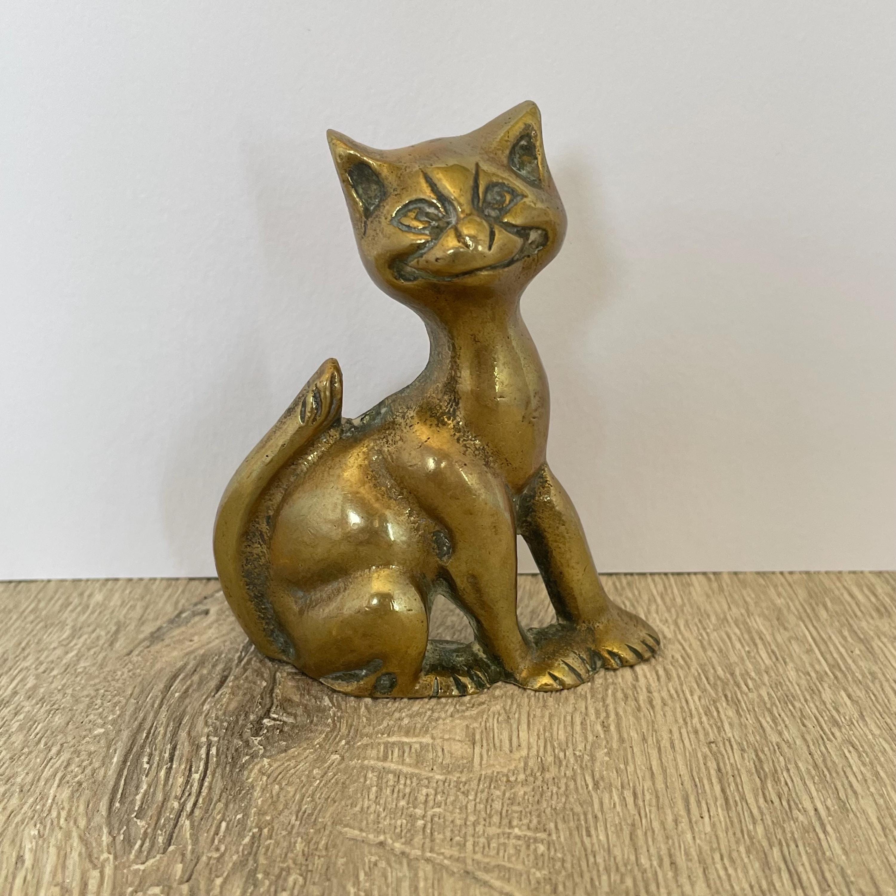 ヴィンテージ鋳造真鍮製猫 - 笑顔の置物、小動物のオーナメント - Etsy 