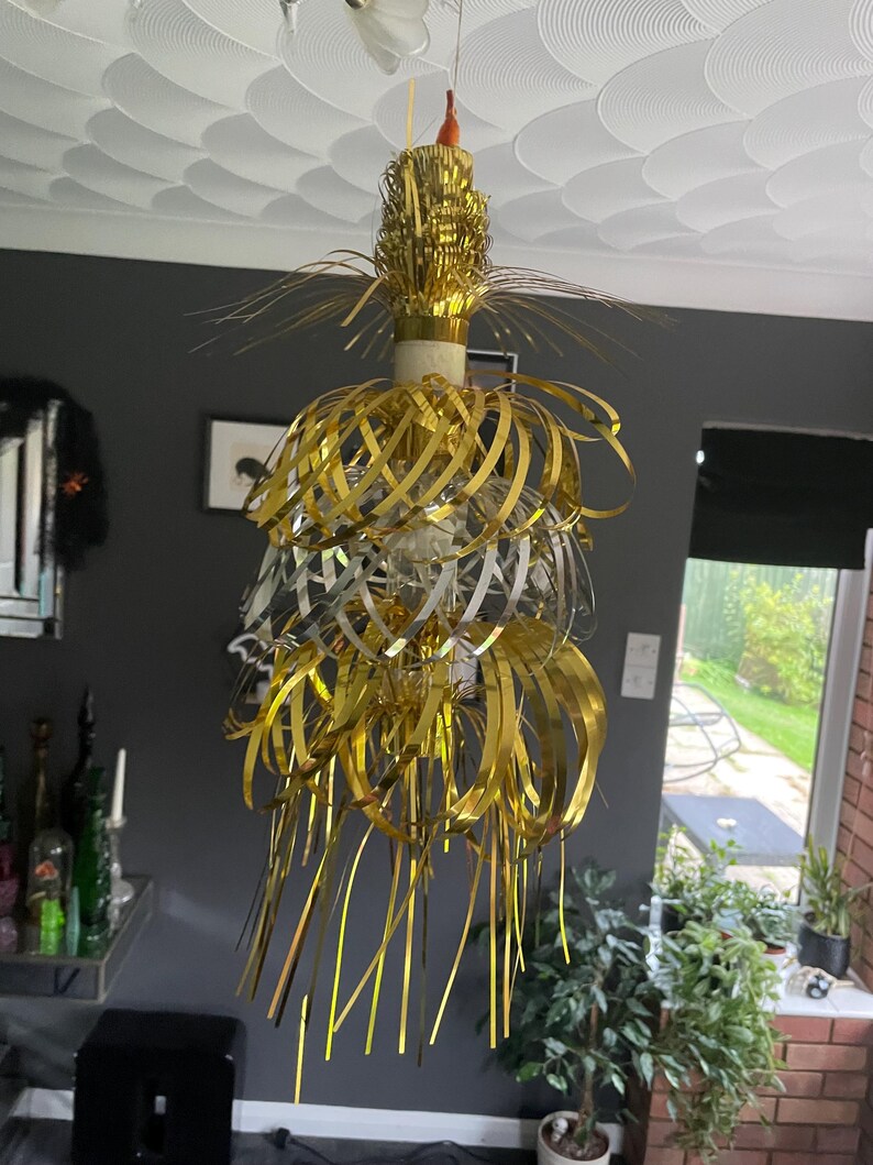Metallic Foil Cascade Large Gold Roman Candle Christmas Decoration