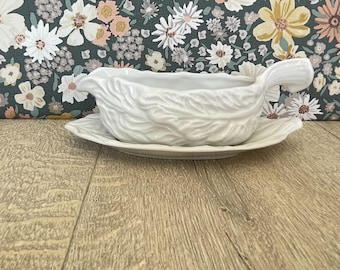 SylvaC Mayonnaise Jug No. 5148 with Leaf Drip Plate - White