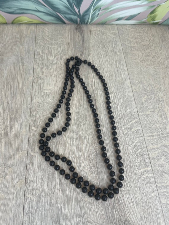 Vintage jet black plastic moulded bead necklace -… - image 8