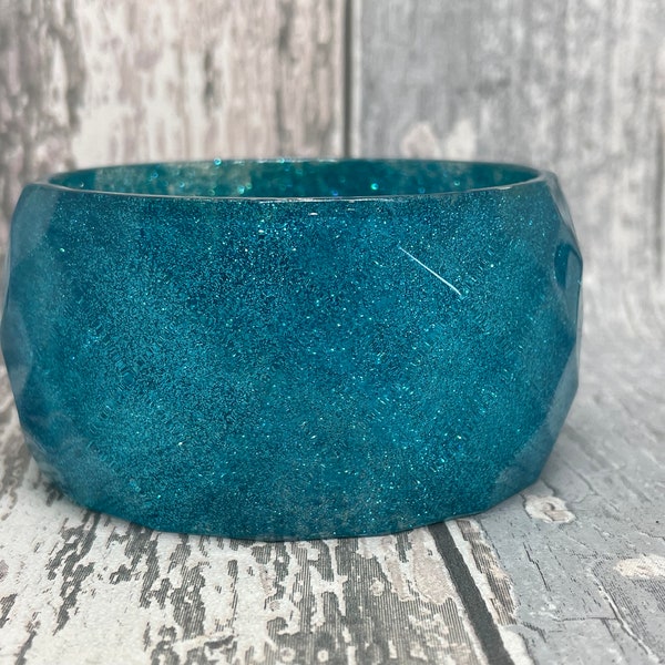 Teal blue faceted  glitter wide plastic bangle - vintage costume jewellery for women