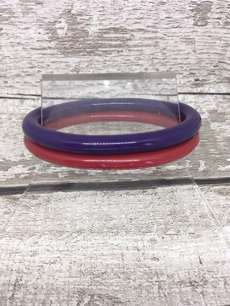 Bracelets ovales en plastique bracelet vintage serti de rouge et violet Bracelets rétro pour femme image 5