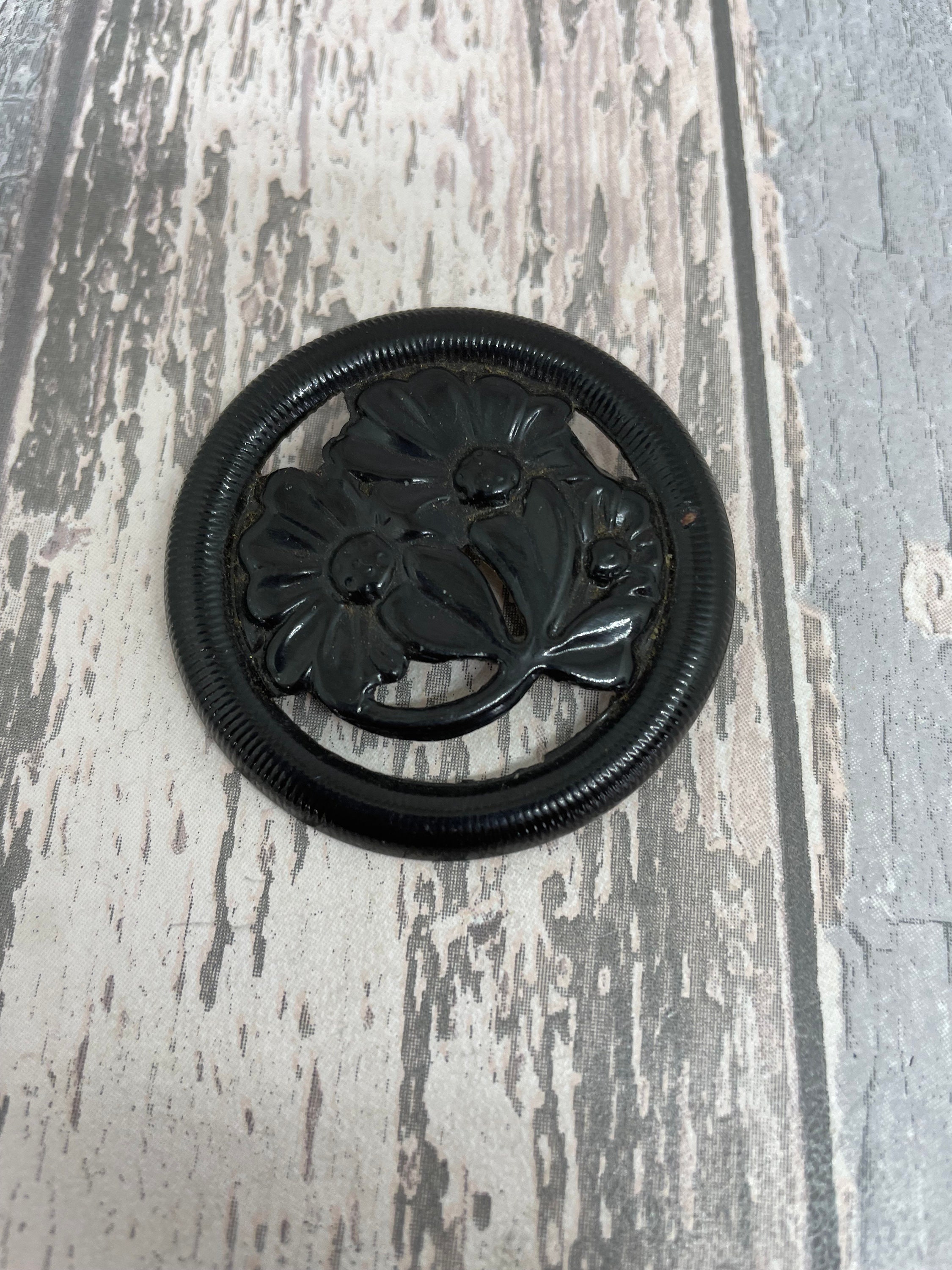 Grande Broche Fleur Vintage En Celluloïd Beige Et Noir - Bijou Ancien Unique, Très Bon état