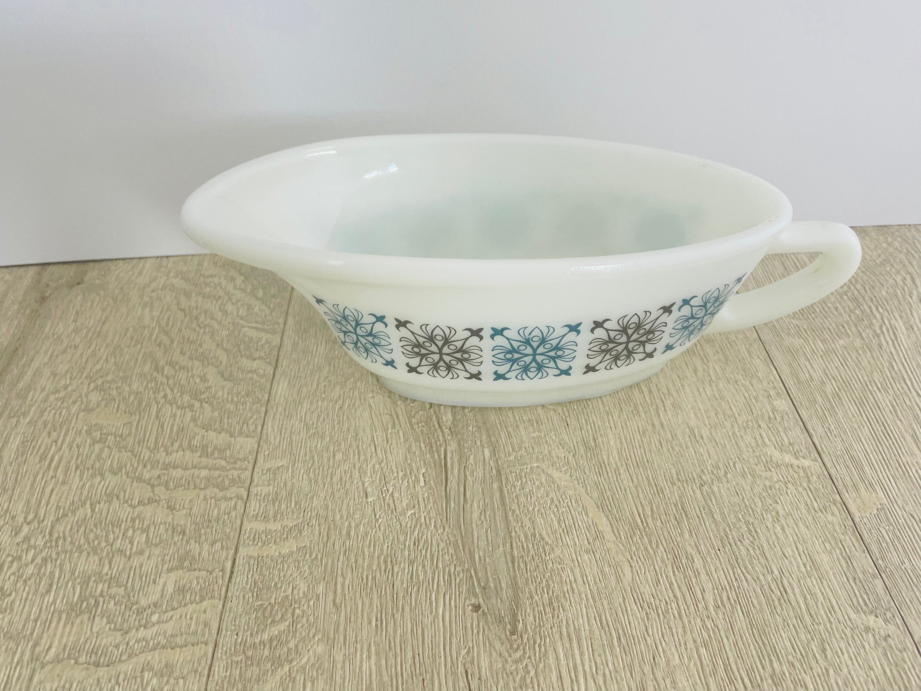 JAJ Pyrex Chelsea Range Gravy Boat or Sauce Jug - Etsy