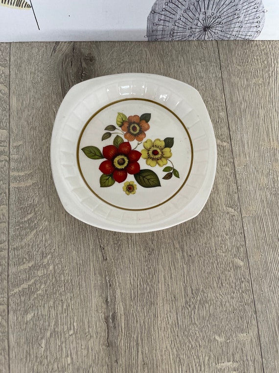 Palissy Pickle Dish Clovelly Range - Royal Worcester Pottery