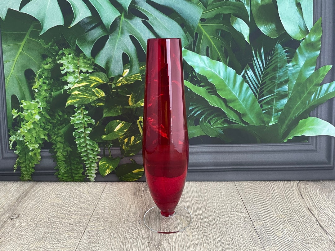 Ruby Red Glass Bud Vase Retro Glass Homewares Specimen Vase With Clear