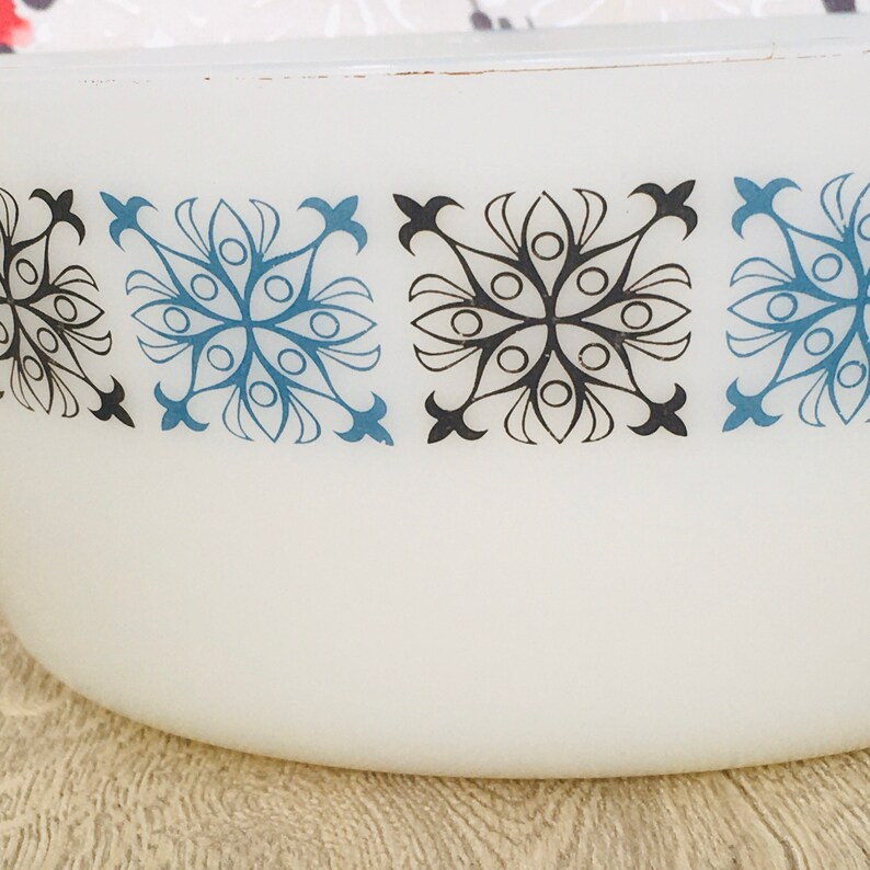 Pyrex Chelsea Pattern JAJ Pyrex Vintage Casserole Dish From Chelsea Range - Grey and Blue - Etsy