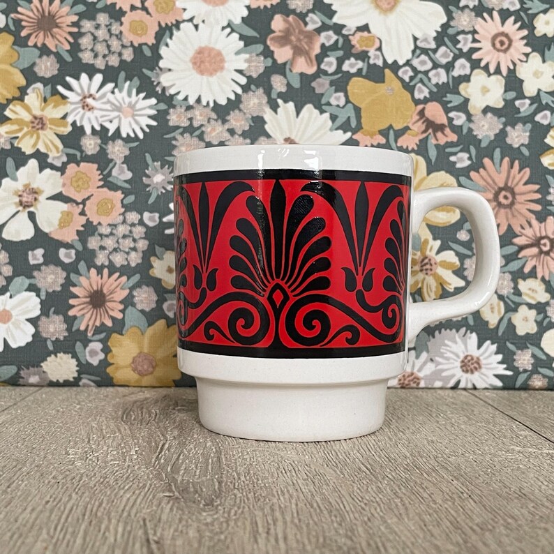 Small Stackable Mug With Red & Black Stylised Rococo Shell Pattern - Etsy