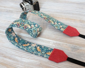 Mimi Green Birdie Scarf DSLR Camera Strap Mimi Green Birdie Scarf DSLR Camera Strap