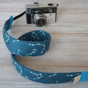Correa para cámara con mapa estelar - Correa para cámara DSLR con estrellas y galaxias - Fotografía con estrellas que brillan en la oscuridad - Correa personalizada para binoculares