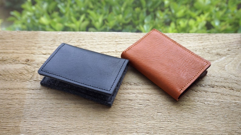 Simple Card Wallet, Leather and Felt Wallet, Card Holder, Card Carrier for All, Minimalist Card Wallet, Italian Leather & Wool Felt image 2