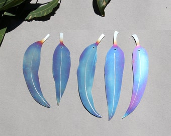 Stainless steel blue coloured decorative eucalypt leaf 5 piece set