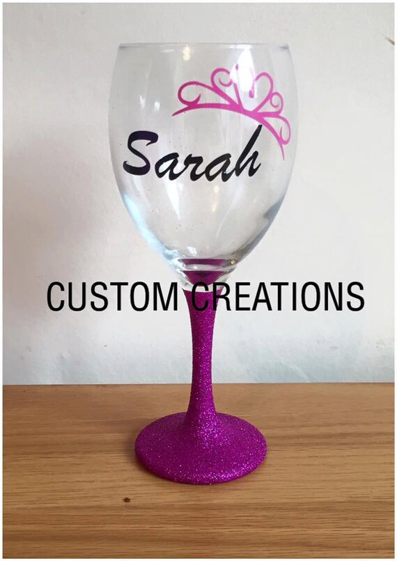 Personalised Glitter wine glass great for birthdays Personalised Glitter wine glass great for birthdays