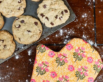Orange & Pink Floral Oven Mitt, custom gift idea, personalized gift, custom oven mitt, kitchen accessory, housewarming gift, women's gift