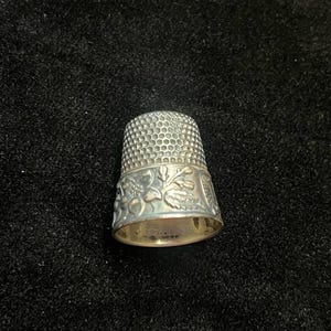 Antique Sterling Silver Size 10 Floral Thimble for Stitching and Embroidery -