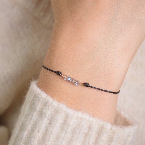 Labradorite bracelet,labradorite jewelry,Dainty Bracelet,Crystal Bracelet,gift for her,minimalist,friendship bracelet,Mikrame Jewelry,Gold