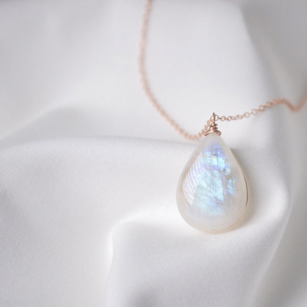 Moonstone Pendant in Rose Gold chain,Rainbow Moonstone Necklace,Birthstone Jewelry June