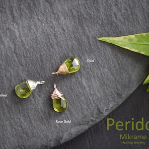 Tiny Peridot Necklace,Peridot Pendant,Birthday Libra gift,Personalized Necklace for woman,Personalized Gift,Birthstone Gift,Gemstone Jewelry