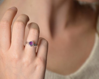 Raw amethyst ring,Raw crystal ring,Raw Gemstone Ring,Silver stone ring,Healing Crystal for her