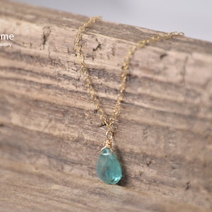 Mothers day Gift, Apatite Necklace, Crystal Gold Necklace, Gemstone Necklace Gift, Minimalist Jewelry, BFF Necklace,Inspirational Jewelry