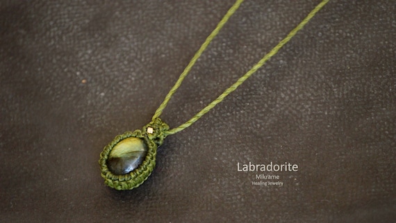 Labradorite Pendant Necklace,Raw Labradorite,Simple Labradorit Necklace,Healing Stone,Birthstone,Labradorit Kette,Best gift,March Birthstone