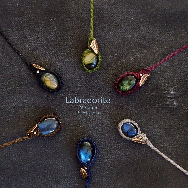 Labradorite Necklace Gold,Labradorite Pendant,Birthstone Necklace,Dainty and Delicate,Minimalist Necklace,Leaf,14K Gold,Gift Ideas,Macrame