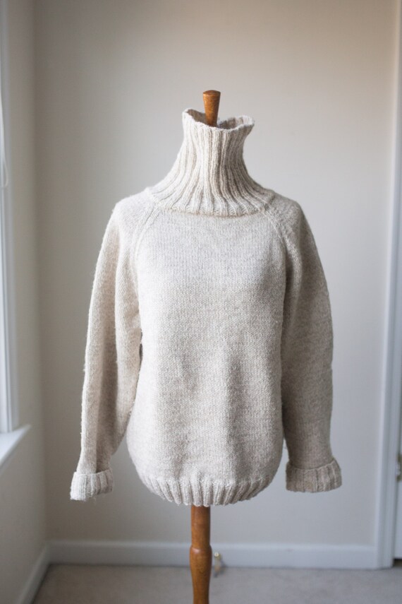 Vintage Hand Knit Chunky Turtleneck Sweater | Vint