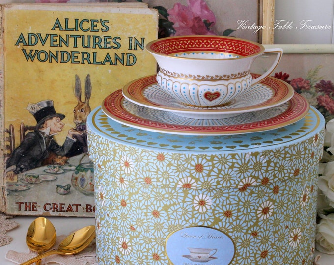 A Stunning Wedgwood Queen of Hearts Tea Cup Trio in Original Box