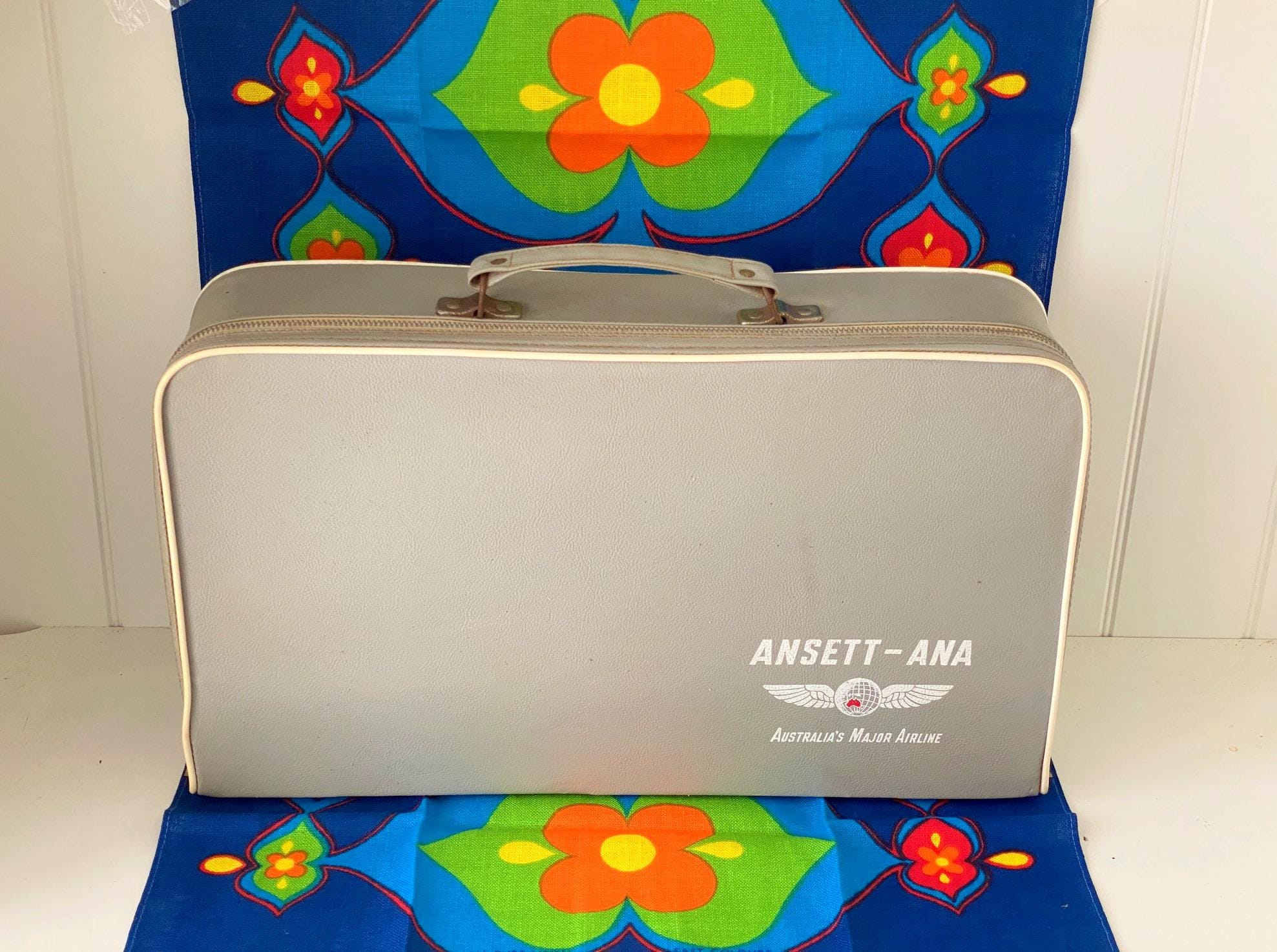 ビンテージ エアラインバック カンタス 1980年 Vintage qantas bag - Etsy 日本