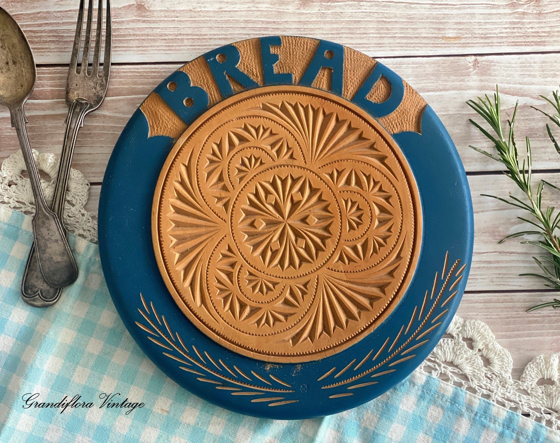 Antique bread board - Etsy 日本 Antique bread board - Etsy 日本