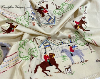 ¡Tally Ho! Magnífico mantel vintage bordado a mano, con temática de caza del zorro, caballos y sabuesos, años 40. Bordado, perros, estilo campestre.