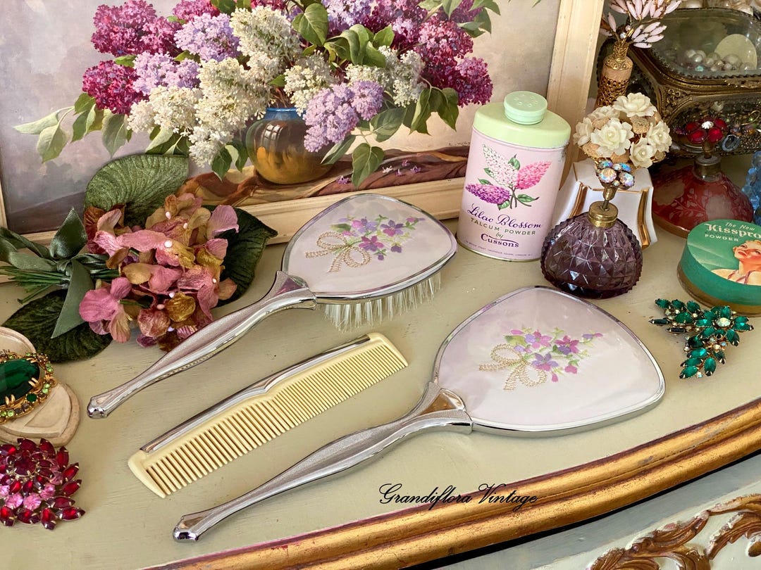 A Pretty Vintage Dresser Vanity Set, Hair Brush, Hand Mirror, Comb