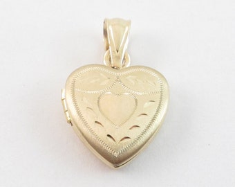 14k Yellow Gold Heart Locket Pendant - Beautiful Hand Engraved Photo Locket - Engravable