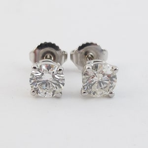 14k White gold Diamond Stud Earrings 1.44 carats - Push Back