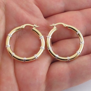 14k Yellow Gold Hoop Earrings: Diamond Cut, 27mm