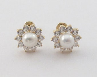 14k Yellow Gold Pearl Stud Earrings Screw Back - Lovely Pearl And Cubic Zirconia Studs