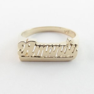Anillo con nombre en oro macizo de 14 k: escritura personalizada, hecho a mano. Disponible en oro de 10 k y plata.